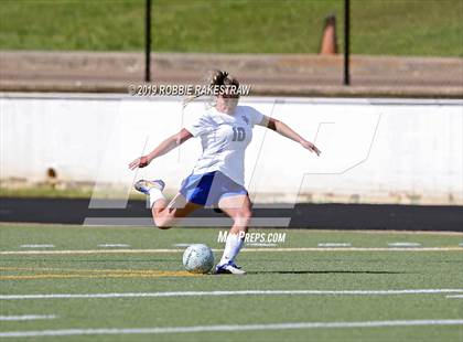 Thumbnail 2 in Spring Hill vs. Midlothian Heritage (UIL 4A Region II Semi-Final) photogallery.