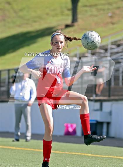 Thumbnail 2 in Spring Hill vs. Midlothian Heritage (UIL 4A Region II Semi-Final) photogallery.