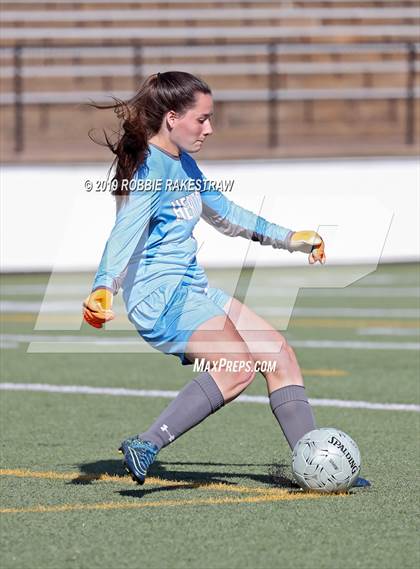 Thumbnail 3 in Spring Hill vs. Midlothian Heritage (UIL 4A Region II Semi-Final) photogallery.