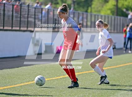 Thumbnail 1 in Spring Hill vs. Midlothian Heritage (UIL 4A Region II Semi-Final) photogallery.