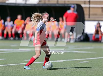 Thumbnail 3 in Spring Hill vs. Midlothian Heritage (UIL 4A Region II Semi-Final) photogallery.