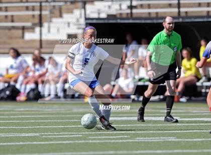 Thumbnail 2 in Spring Hill vs. Midlothian Heritage (UIL 4A Region II Semi-Final) photogallery.