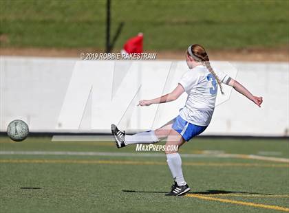 Thumbnail 3 in Spring Hill vs. Midlothian Heritage (UIL 4A Region II Semi-Final) photogallery.