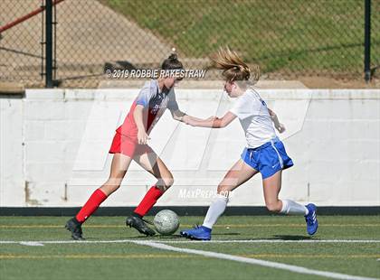 Thumbnail 3 in Spring Hill vs. Midlothian Heritage (UIL 4A Region II Semi-Final) photogallery.