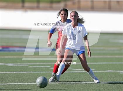 Thumbnail 3 in Spring Hill vs. Midlothian Heritage (UIL 4A Region II Semi-Final) photogallery.