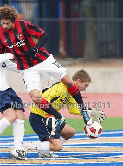 Thumbnail 3 in Marcus vs Dallas Jesuit (Meintser Tournament) photogallery.