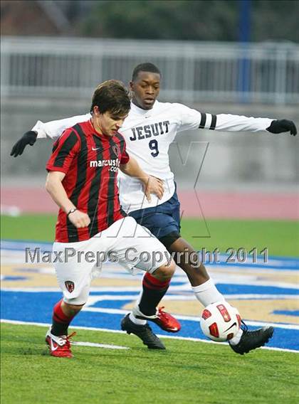 Thumbnail 1 in Marcus vs Dallas Jesuit (Meintser Tournament) photogallery.