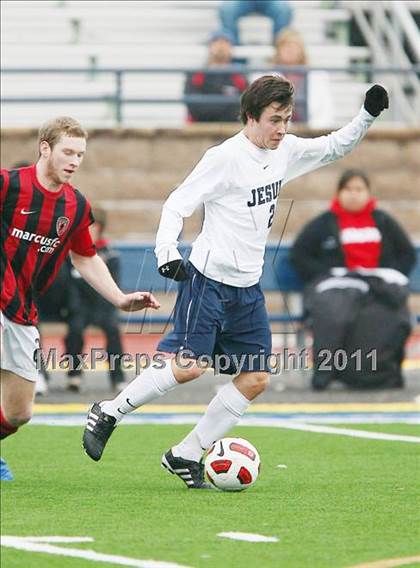 Thumbnail 1 in Marcus vs Dallas Jesuit (Meintser Tournament) photogallery.