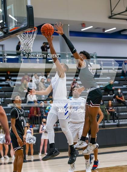 Thumbnail 2 in Lewisville @ Hebron photogallery.