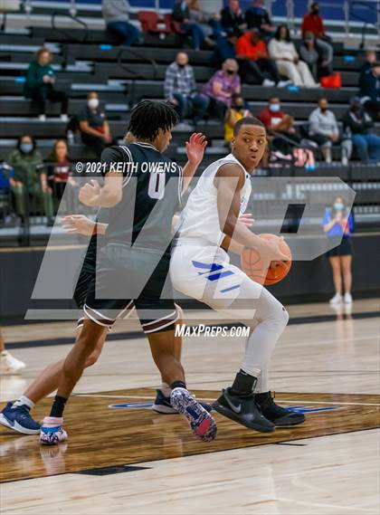 Thumbnail 2 in Lewisville @ Hebron photogallery.