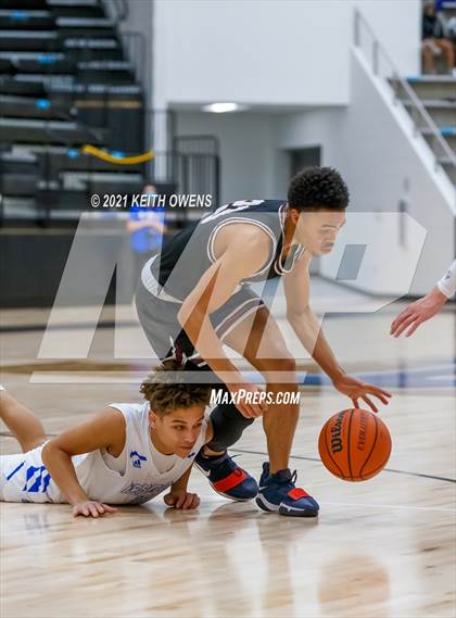 Thumbnail 2 in Lewisville @ Hebron photogallery.