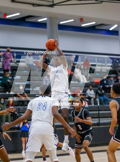 Thumbnail 2 in Lewisville @ Hebron photogallery.