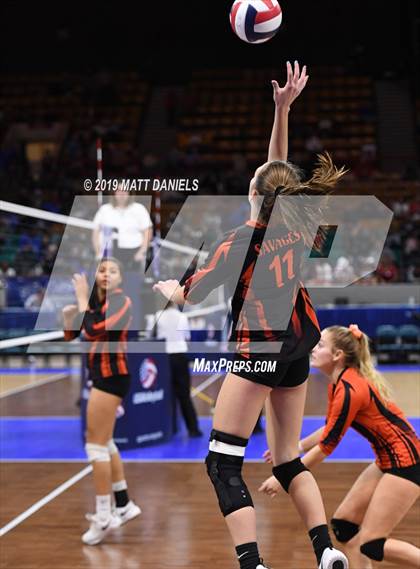 Thumbnail 3 in Lamar vs. Eaton (CHSAA 3A Playoff) photogallery.