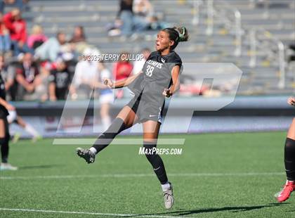 Thumbnail 3 in Spanish Fork vs. Olympus (UHSAA 5A Semi Final) photogallery.