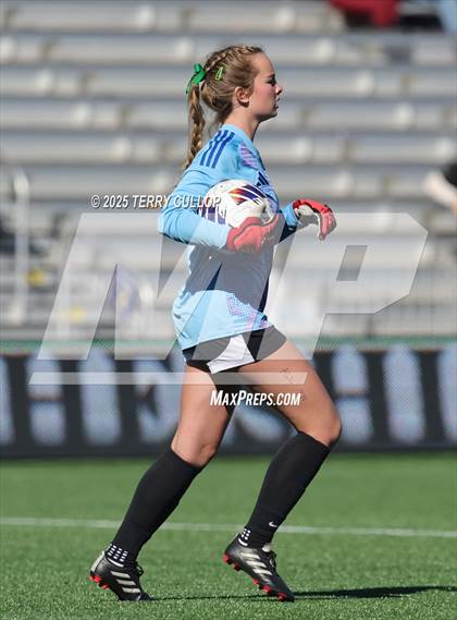 Thumbnail 1 in Spanish Fork vs. Olympus (UHSAA 5A Semi Final) photogallery.