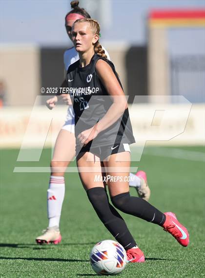 Thumbnail 3 in Spanish Fork vs. Olympus (UHSAA 5A Semi Final) photogallery.