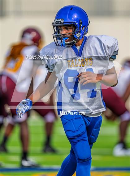 Thumbnail 3 in Beaumont United vs. Channelview (Scrimmage) photogallery.