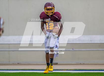Thumbnail 3 in Beaumont United vs. Channelview (Scrimmage) photogallery.