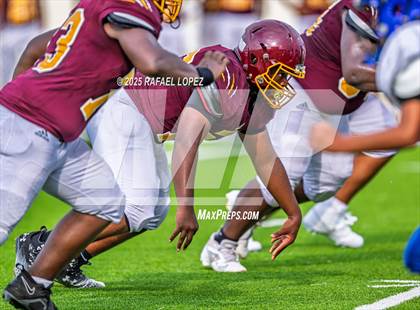Thumbnail 2 in Beaumont United vs. Channelview (Scrimmage) photogallery.