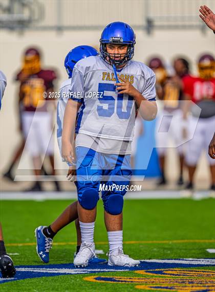 Thumbnail 3 in Beaumont United vs. Channelview (Scrimmage) photogallery.