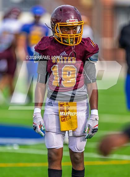 Thumbnail 2 in Beaumont United vs. Channelview (Scrimmage) photogallery.