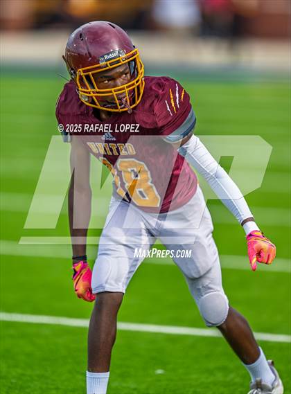 Thumbnail 1 in Beaumont United vs. Channelview (Scrimmage) photogallery.