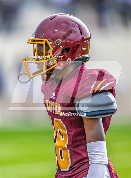 Thumbnail 2 in Beaumont United vs. Channelview (Scrimmage) photogallery.