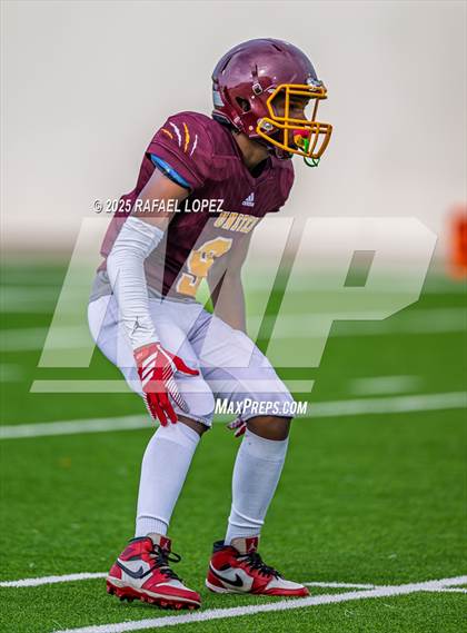 Thumbnail 3 in Beaumont United vs. Channelview (Scrimmage) photogallery.