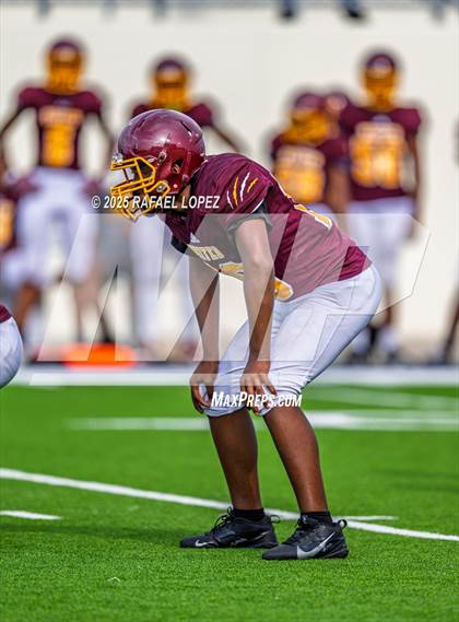 Thumbnail 2 in Beaumont United vs. Channelview (Scrimmage) photogallery.