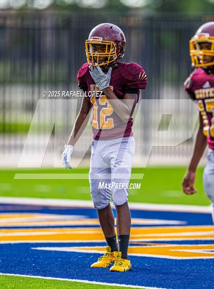 Thumbnail 3 in Beaumont United vs. Channelview (Scrimmage) photogallery.