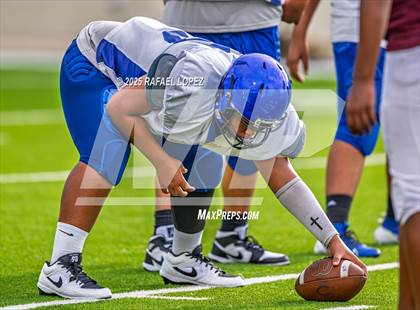 Thumbnail 2 in Beaumont United vs. Channelview (Scrimmage) photogallery.