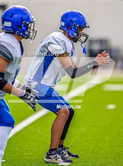 Thumbnail 3 in Beaumont United vs. Channelview (Scrimmage) photogallery.