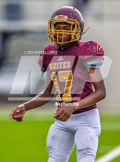 Thumbnail 1 in Beaumont United vs. Channelview (Scrimmage) photogallery.