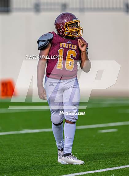 Thumbnail 1 in Beaumont United vs. Channelview (Scrimmage) photogallery.