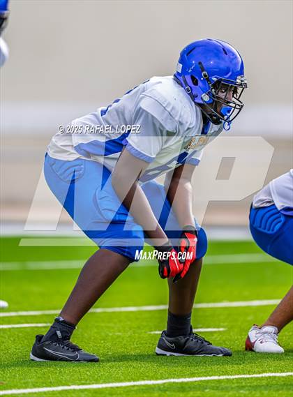 Thumbnail 1 in Beaumont United vs. Channelview (Scrimmage) photogallery.