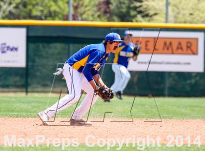 Thumbnail 3 in Caliche vs. Dove Creek (CHSAA 1A Final) photogallery.
