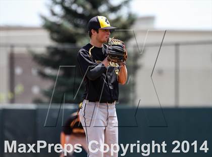 Thumbnail 2 in Caliche vs. Dove Creek (CHSAA 1A Final) photogallery.