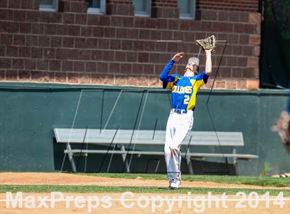 Thumbnail 2 in Caliche vs. Dove Creek (CHSAA 1A Final) photogallery.