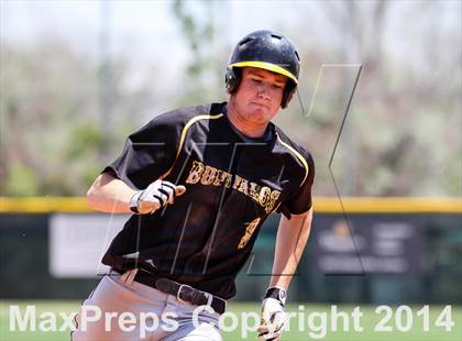 Thumbnail 1 in Caliche vs. Dove Creek (CHSAA 1A Final) photogallery.