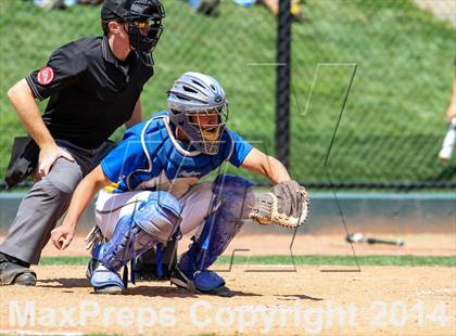 Thumbnail 3 in Caliche vs. Dove Creek (CHSAA 1A Final) photogallery.