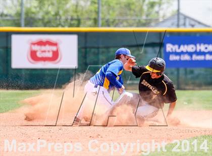 Thumbnail 1 in Caliche vs. Dove Creek (CHSAA 1A Final) photogallery.