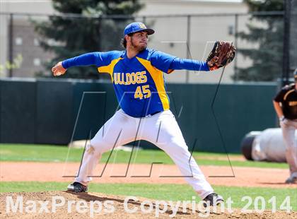 Thumbnail 3 in Caliche vs. Dove Creek (CHSAA 1A Final) photogallery.