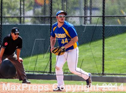 Thumbnail 3 in Caliche vs. Dove Creek (CHSAA 1A Final) photogallery.