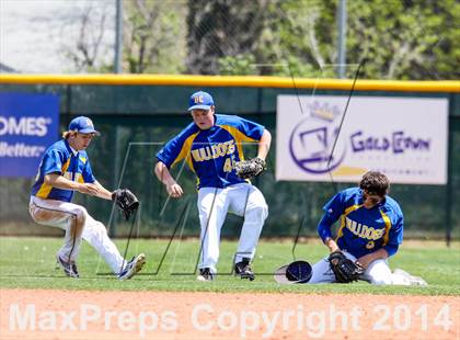Thumbnail 1 in Caliche vs. Dove Creek (CHSAA 1A Final) photogallery.