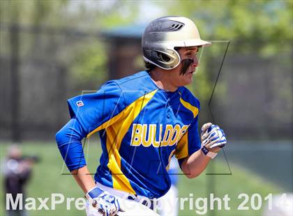 Thumbnail 1 in Caliche vs. Dove Creek (CHSAA 1A Final) photogallery.