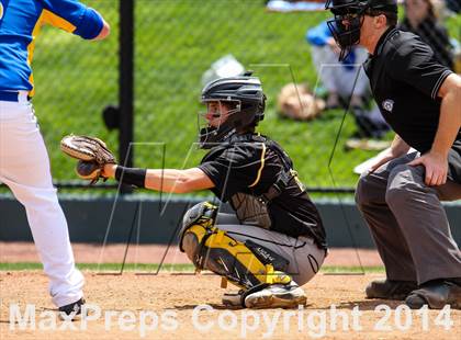 Thumbnail 1 in Caliche vs. Dove Creek (CHSAA 1A Final) photogallery.