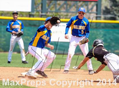 Thumbnail 2 in Caliche vs. Dove Creek (CHSAA 1A Final) photogallery.