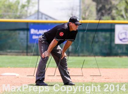 Thumbnail 3 in Caliche vs. Dove Creek (CHSAA 1A Final) photogallery.