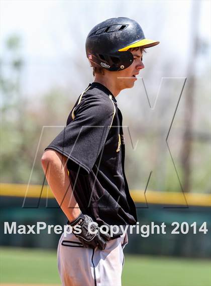 Thumbnail 1 in Caliche vs. Dove Creek (CHSAA 1A Final) photogallery.