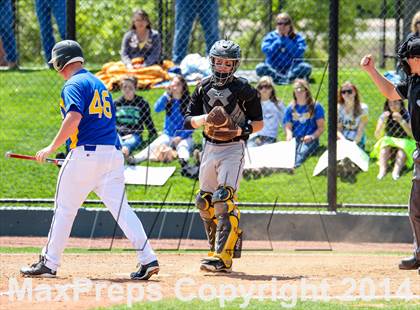 Thumbnail 3 in Caliche vs. Dove Creek (CHSAA 1A Final) photogallery.